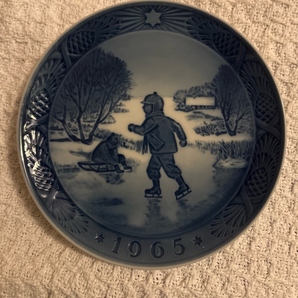 Royal Copenhagen Christmas Plate from 1965 titled "Little‎ Skaters”.
